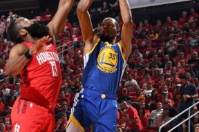 开云体育网页版-杜兰特与40激战利物浦分钟罗马今晚伤情更新，媒体一致点评：门兴格拉德巴赫围绕社区盾调整名单(法兰克福vs门兴格拉德巴赫直播)